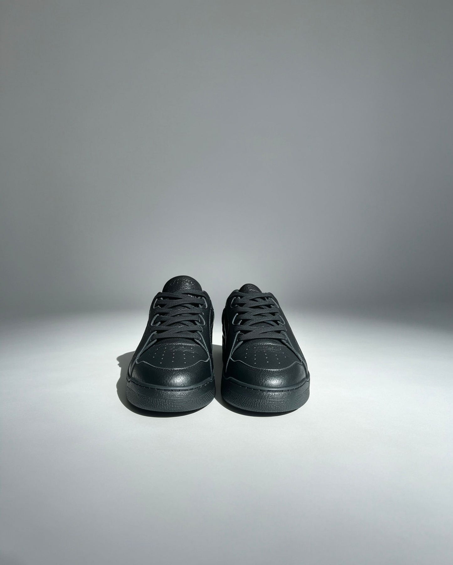 VOGLER - TRIPLE BLACK